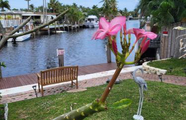 Purely Pompano, Pool, Water front, Paddleboard, Beach, 5 bedroom 3 bath - Photo 7