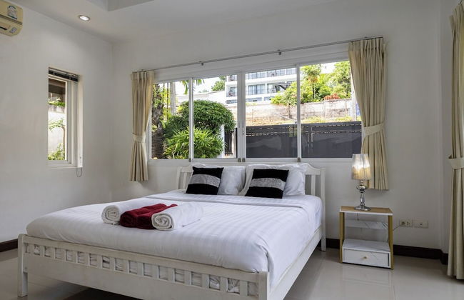 4 Br Private Pool Villa GA - Photo 29