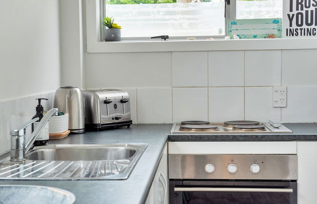 Kingsland Contemporary 2BR with Carpark - Photo 10