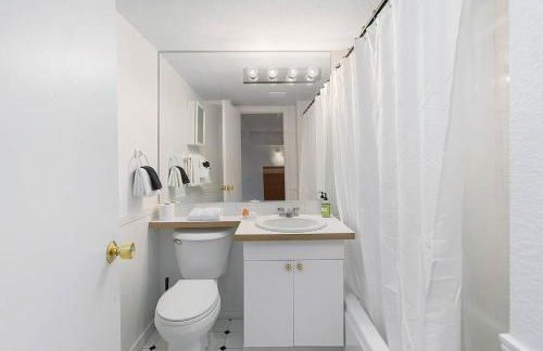 Starlit Cozy Studio in Elektra with Roof Decks - Foto 26