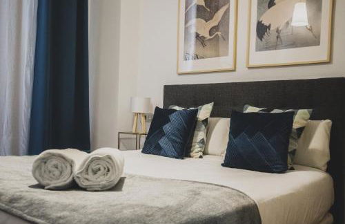 AZZ Sevilla Torre de la Plata Apartamentos - Photo 64