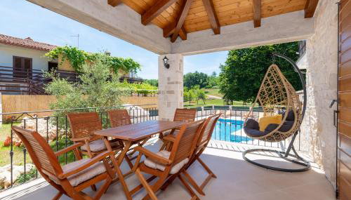 Stone house with pool and yard - Villa Histra - Foto 2