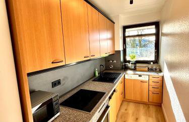 Olive Apartment mit Balkonen & Elektrogrill, 24h Self-Check-in, Free Parking, Netflix & WiFi, TOP Lage, Nähe KEM Kliniken - Foto 8