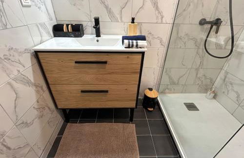 Gîte Cosy - 90m2 - T4 - Climatisé - Tout équipé - Foto 7