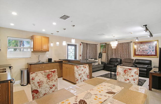 Serenity Palm Perfect Stay for Groups! - Foto 13