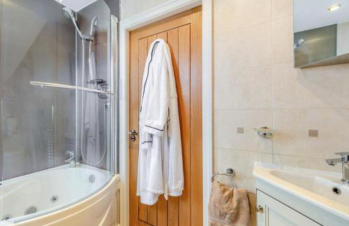 Country Retreat with Grounds & Leisure Facilities - Foto 13