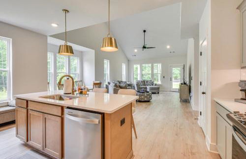 5 Mi to Memorial Stadium and Beach Modern Townhome - Foto 10