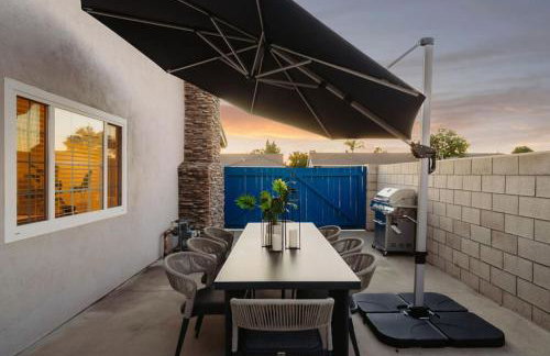Sunlit Oasis with Heated Pool and Jacuzzi 20 minutes to Disneyland - Foto 45