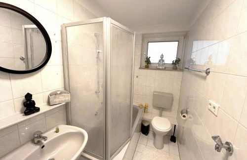 VAZ Apartments Haus Langerfeld für Monteure, TV, WLAN, Küche, nahe 3M und EDE - Foto 40