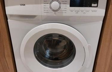 Cosy North Kensington Family apartment for 4 persons - Children stay free Netflix in all bedrooms Close to underground and overground stations - very convenient for Wembley Stadium - Foto 10