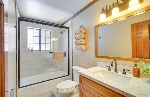 2 Mi to Snow Summit Skiing Big Bear Cabin with Deck - Foto 19