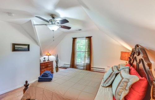 Pet Friendly with Fire Pit Walk to the Beach! - Photo 17