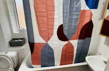 Pristine 2B Guest house near Luton Airport, L&D Hospital, Whipsnade Zoo & Leagrave Train Stn, Contractors - Foto 32