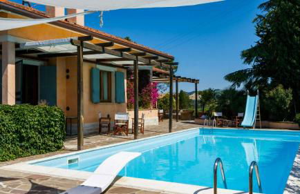 Modern Villa With View In Marche Hills - Foto 28