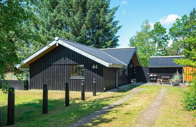 Fascinating Holiday Home in Norre Nebel near Sea - Photo 1