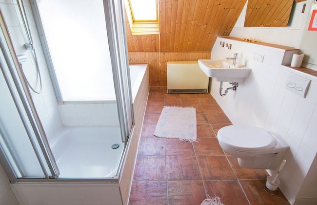 Geraumiges Ferienhaus in Hessen mit Garten - Foto 16