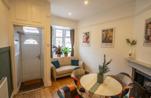 The Narrow House - Victorian house bursting with character & parking - Foto 2