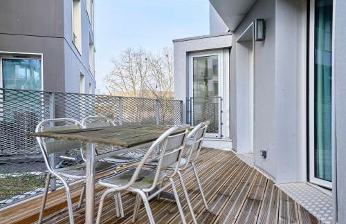 Appartement proche métro & 2 balcons + parking - Foto 2