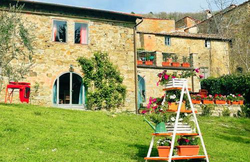 Romantic Tuscan Barn with Pool Views Private Terrace Sleeps 2 to 6, Lamole Greve in Chianti - Foto 19
