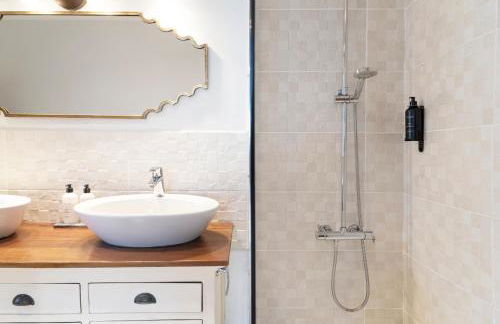 Villa Los Flamencos by Veaco- Beachfront & pool - Photo 4