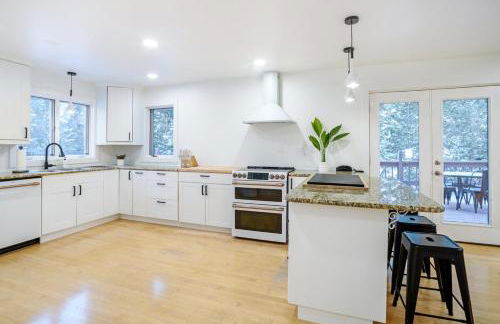 Boulder Luxury Getaway 7 acres River & Pond - Photo 76