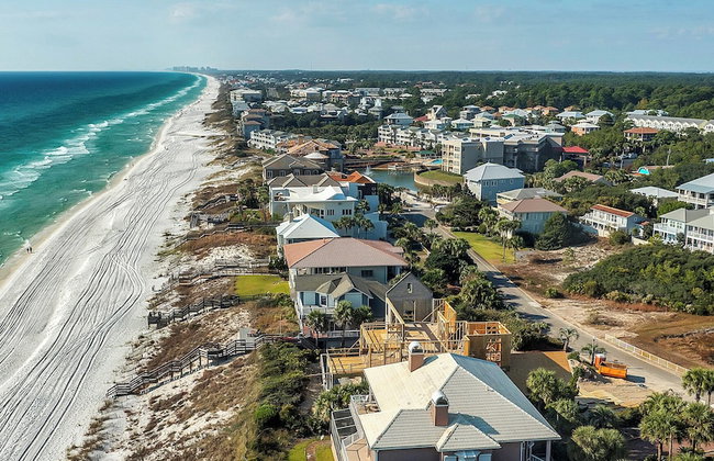 Beach Cottage w/ Backyard Oasis - Quiet Neighborhood in BMB - Foto 46