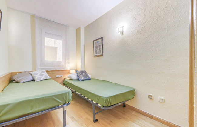 Apartment in Roses Near Playa de Roses Beach - Photo 9