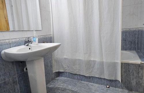 Apartamento primera linea de Playa Climatizado Internet - Foto 11