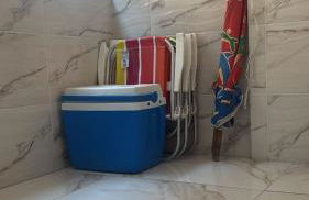 Apartamento com Estacionamento, Wi-Fi, Ar condicionado a 300 metros da Praia da Enseada no Guarujá. - Foto 3