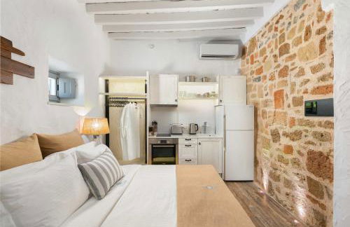 Lindos Shore Superior Studio - Photo 10