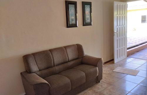 Casa com piscina próximo à Avenida das Cataratas - Foto 12