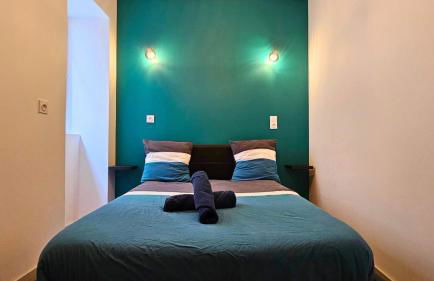 El Dino in country cathare*PRO*Oc Keys011 - Foto 1