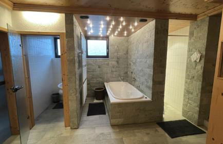 Relax-Wohnung mit Sauna und Badewanne - Foto 17