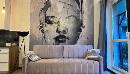 ZŁOTA KOBIETA - Foto 4