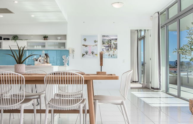 Mermaid Beach Luxury Penthouse - Photo 14