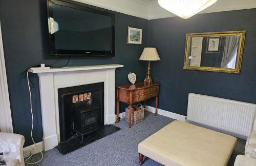 3-bed Cottage - Fast Wifi-big Garden - Town Centre - Foto 27