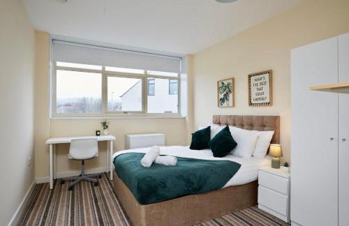 Modern 3-Bedroom Apartment in Central Huddersfield with Free Parking - Foto 3