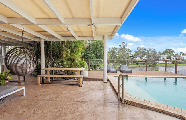 Waterfront Canal Escape in Burleigh - Photo 21