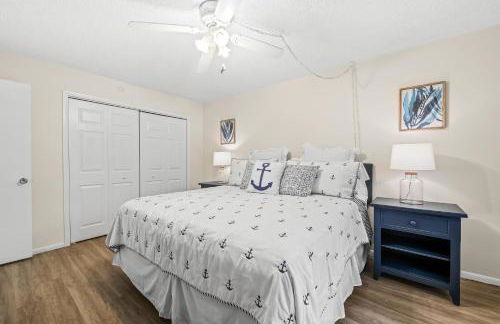 Coconuts Poolside #115 - Photo 16