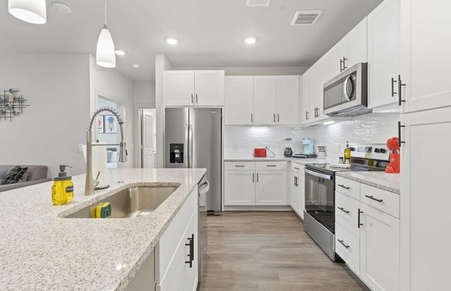 Top Floor 2BR King Beds Suite 8 Min to Downtown - Foto 13