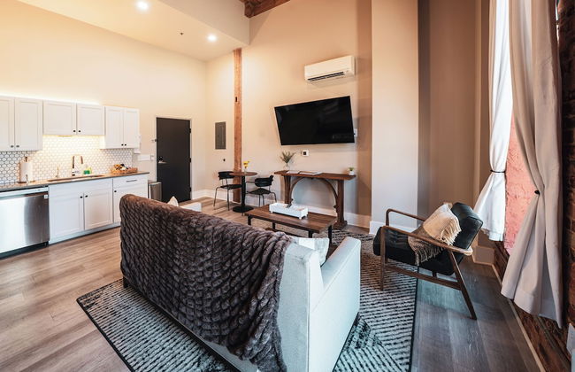 Three Trails Downtown Elkin - Foto 71