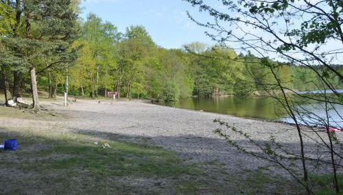 Reetgedecktes Ferienhaus am Strandweg in Lütjensee - Foto 2
