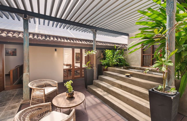 Ishq Colombo - Photo 43