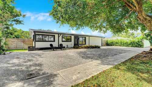 Villa Palm, 4 bedroom, Private Pool - Photo 3