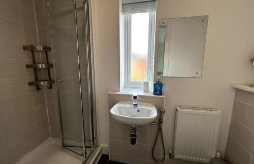 3-bedroom house close to city centre - Foto 5