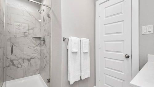 Elegant Exquisite 4Bedroom Home in Katy with High speed WiFi - Foto 5, Other