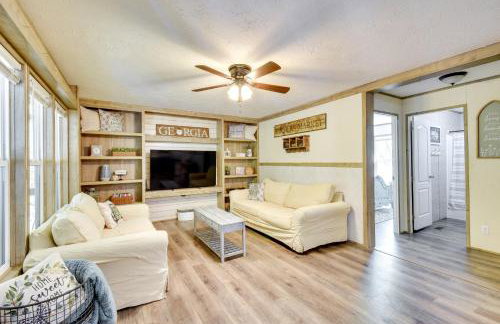 8 Mi to Helen: Sautee Nacoochee Home w/ Hot Tub - Foto 4