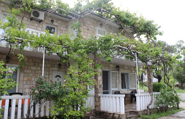 Maki Apartments - Photo 44