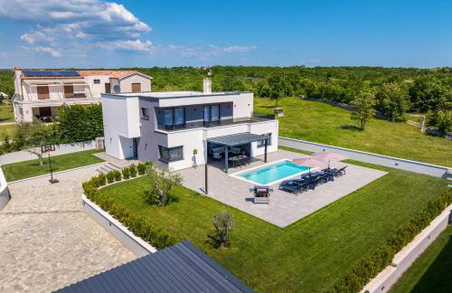 Villa Ana Škicini for 10 people with heated pool, kids activities and sea view near Novigrad - Foto 52