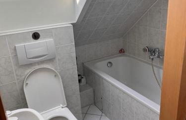 NR 4 DG 2 Zimmer für Firmen und Familien - Foto 6